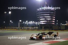 Antonio Felix da Costa (POR) / Will Stevens (GBR) / Ye Yifei (CHN) #38 Hertz Team Jota Porsche 963. 04.11.2023. FIA World Endurance Championship, Round 7, Eight Hours of Bahrain, Sakhir, Bahrain, Saturday.