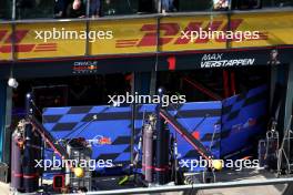Max Verstappen (NLD) Red Bull Racing RB20 retired from the race. 24.03.2024. Formula 1 World Championship, Rd 3, Australian Grand Prix, Albert Park, Melbourne, Australia, Race Day.