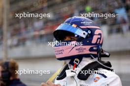 Alexander Albon (THA) Williams Racing on the grid. 02.03.2024. Formula 1 World Championship, Rd 1, Bahrain Grand Prix, Sakhir, Bahrain, Race Day.
