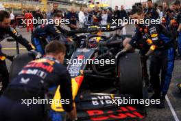 Max Verstappen (NLD) Red Bull Racing RB20 on the grid. 02.03.2024. Formula 1 World Championship, Rd 1, Bahrain Grand Prix, Sakhir, Bahrain, Race Day.